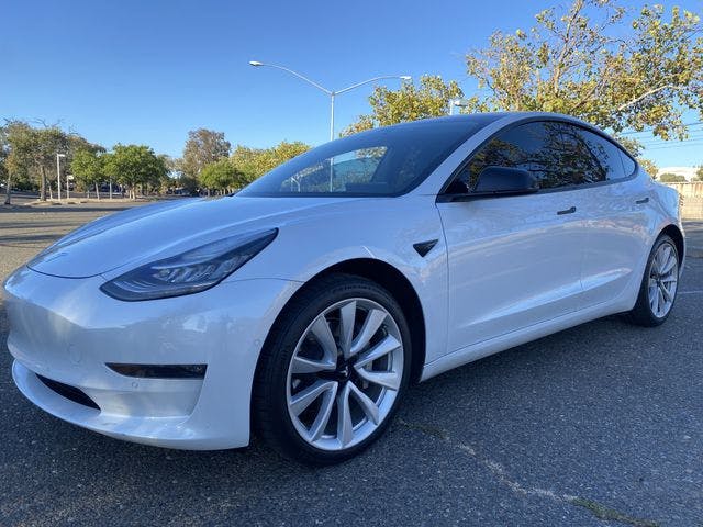 2021-Tesla-Model 3-1.jpg