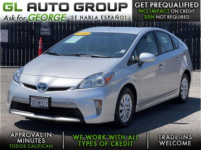 2014-TOYOTA-PRIUS PLUG-IN HYBRID-1.jpg