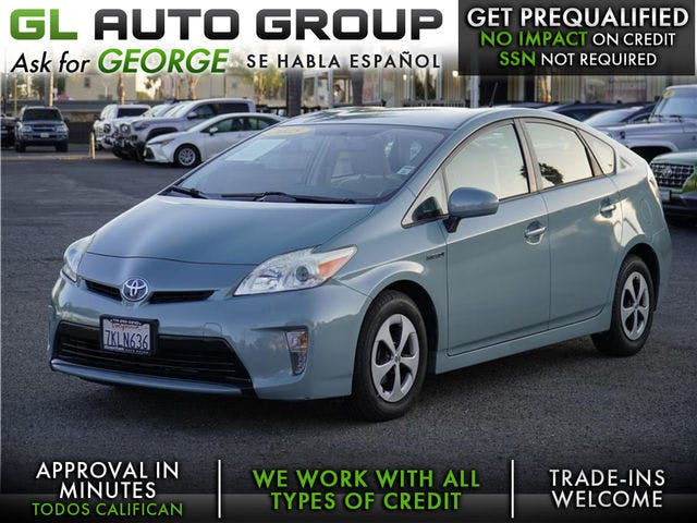 2015-TOYOTA-PRIUS-1.jpg